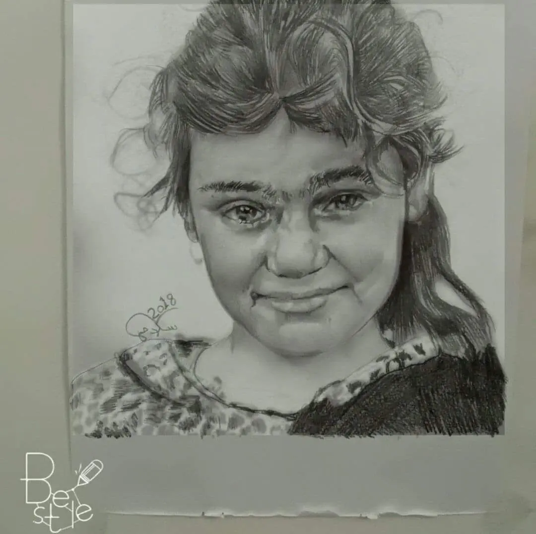طفلة — قلم رصاص على ورق — ٢٠١٨
